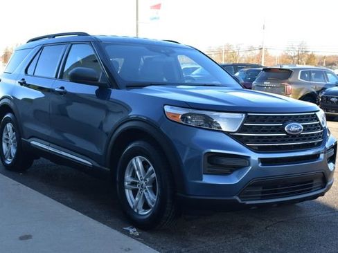 Used 2020 Ford Explorer XLT w/ Comfort Package image 10