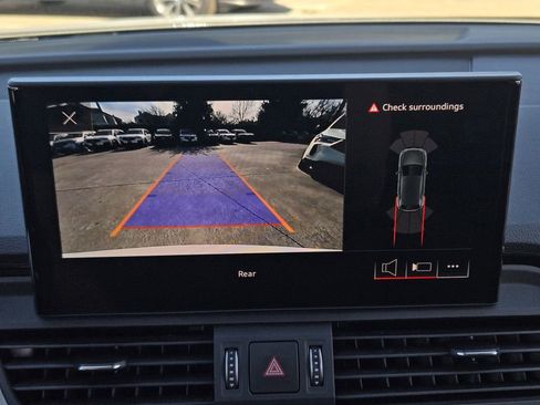 Certified 2023 Audi Q5 2.0T Premium w/ Convenience Package image 21