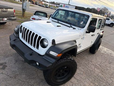 Used 2018 Jeep Wrangler Unlimited Sport image 2