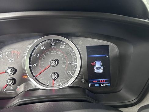 Used 2022 Toyota Corolla Cross LE image 24