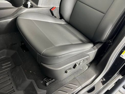 New 2025 Chevrolet Colorado Trail Boss w/ Midnight Edition AWD/4WD image 16