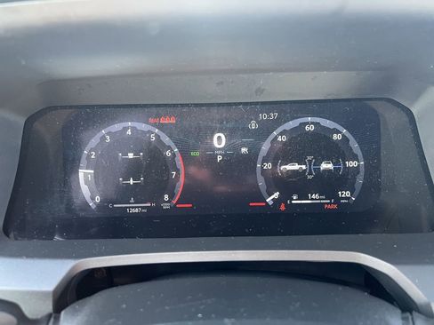 Used 2025 Toyota Tacoma TRD Off-Road image 9