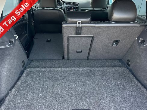 Used 2017 Volkswagen e-Golf SEL Premium image 15