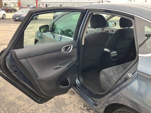 Used 2013 Nissan Sentra SL w/ Navigation Pkg FWD image 11