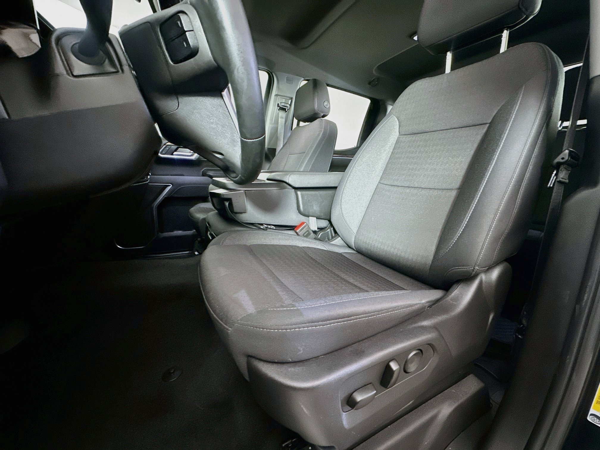 Used 2024 GMC Sierra 1500 Elevation AWD/4WD image 13