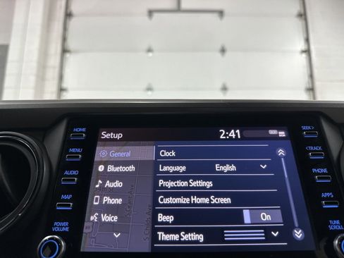 Used 2022 Toyota Tacoma Limited image 31