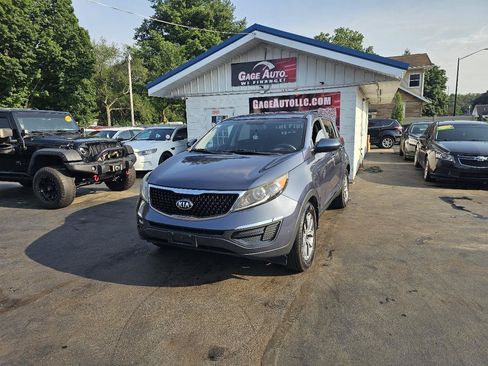 Used 2016 Kia Sportage LX AWD/4WD image 4