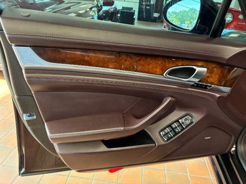 Used 2012 Porsche Panamera 4S image 16