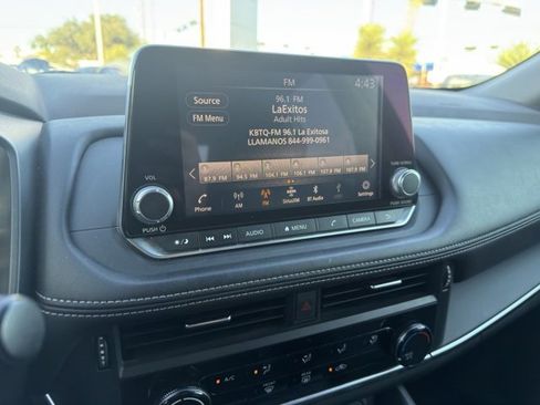 Certified 2021 Nissan Rogue S image 16