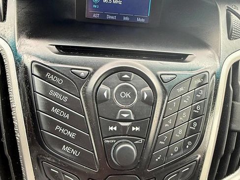 Used 2014 Ford Focus SE image 40