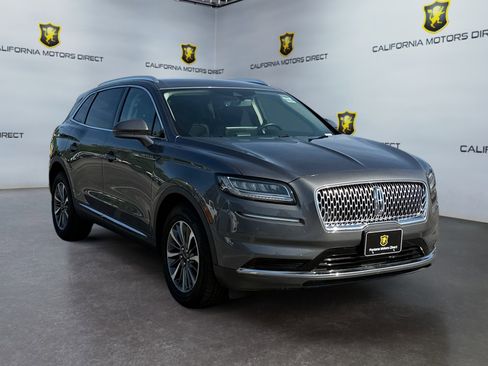 Used 2022 Lincoln Nautilus AWD w/ Premium Package image 7