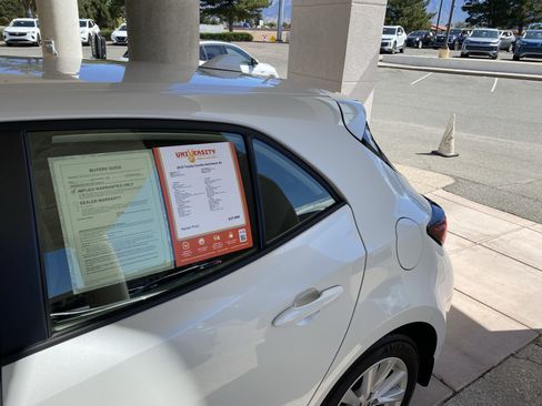 Used 2025 Toyota Corolla SE FWD image 55