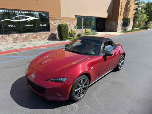 Used 2016 MAZDA MX-5 Miata Grand Touring RWD image 22