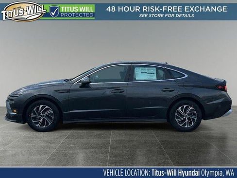 New 2026 Hyundai Sonata Blue FWD image 4