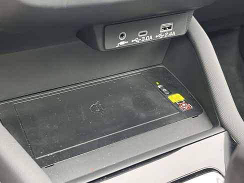 Certified 2025 Subaru Forester Premium image 14