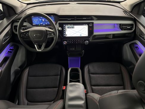 Used 2027 Chevrolet Bolt RS w/ Technology Package FWD image 17