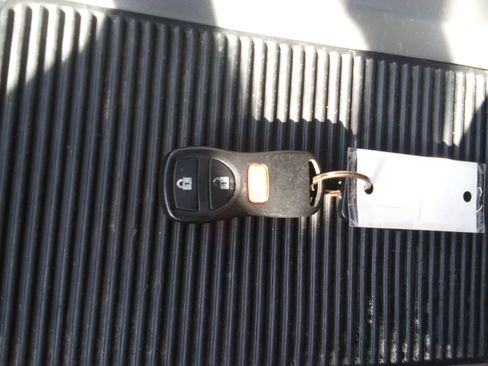 Used 2006 Nissan Titan LE w/ (T01) Tow Pkg AWD/4WD image 18