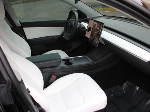 Used 2021 Tesla Model Y Performance AWD/4WD image 23
