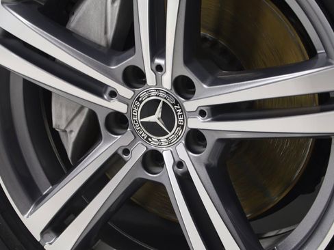 Used 2022 Mercedes-Benz GLC 300 4MATIC w/ Driver Assistance Package image 16