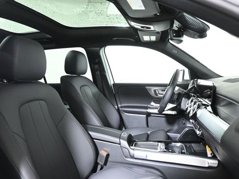 New 2026 Mercedes-Benz GLB 250 GLB 250 image 22