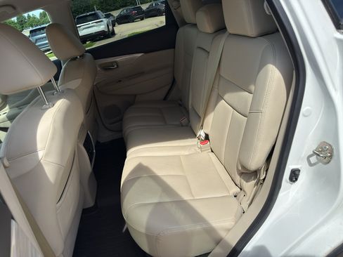 Used 2017 Nissan Murano SL FWD image 12