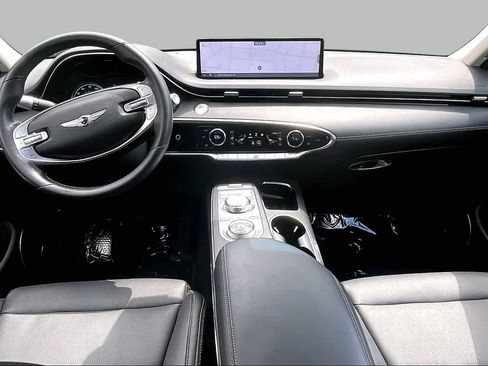 Used 2023 Genesis GV70 2.5T w/ Select Package AWD/4WD image 16