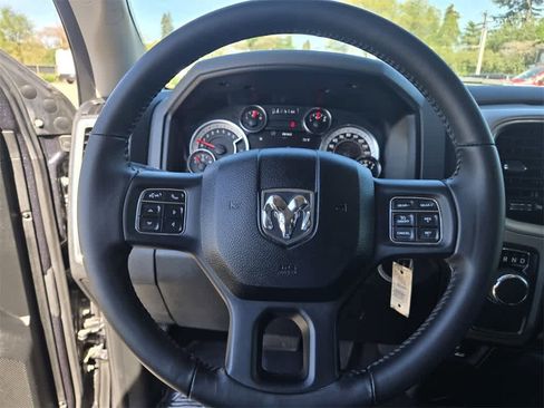 Used 2018 RAM 1500 Big Horn image 22