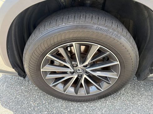 Used 2025 Lexus NX 350 AWD w/ Accessory Package (Z2) image 12