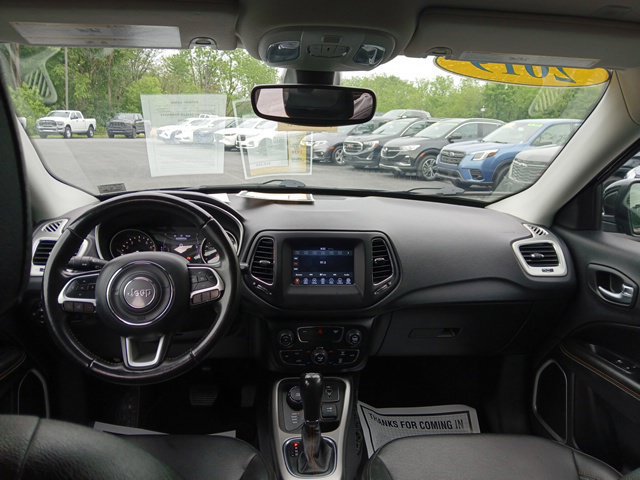 Used 2019 Jeep Compass Latitude AWD/4WD image 17