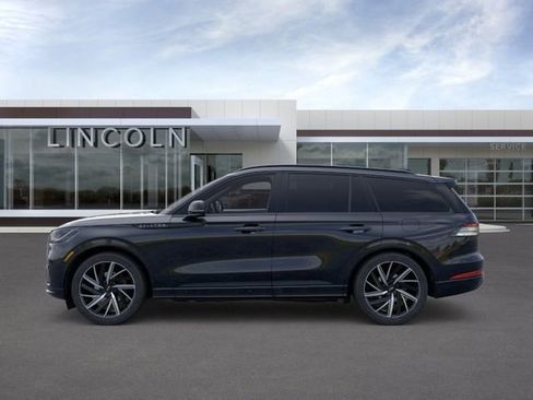 New 2025 Lincoln Aviator Black Label w/ Jet Appearance Package image 3