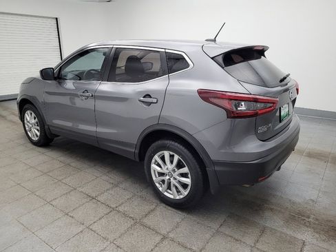 Used 2021 Nissan Rogue Sport S image 3
