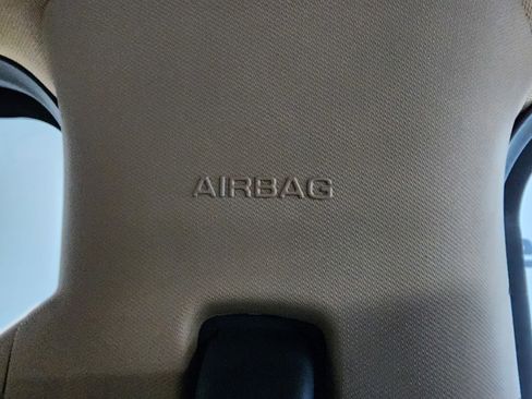 Used 2022 Ford F250 Lariat w/ Tremor Off-Road Package image 43