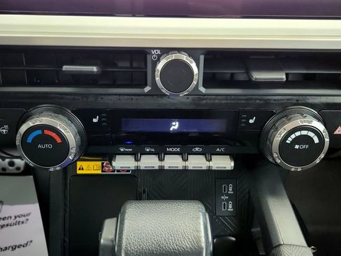 Used 2024 Toyota Tacoma TRD Sport w/ TRD Sport Upgrade Package AWD/4WD image 37