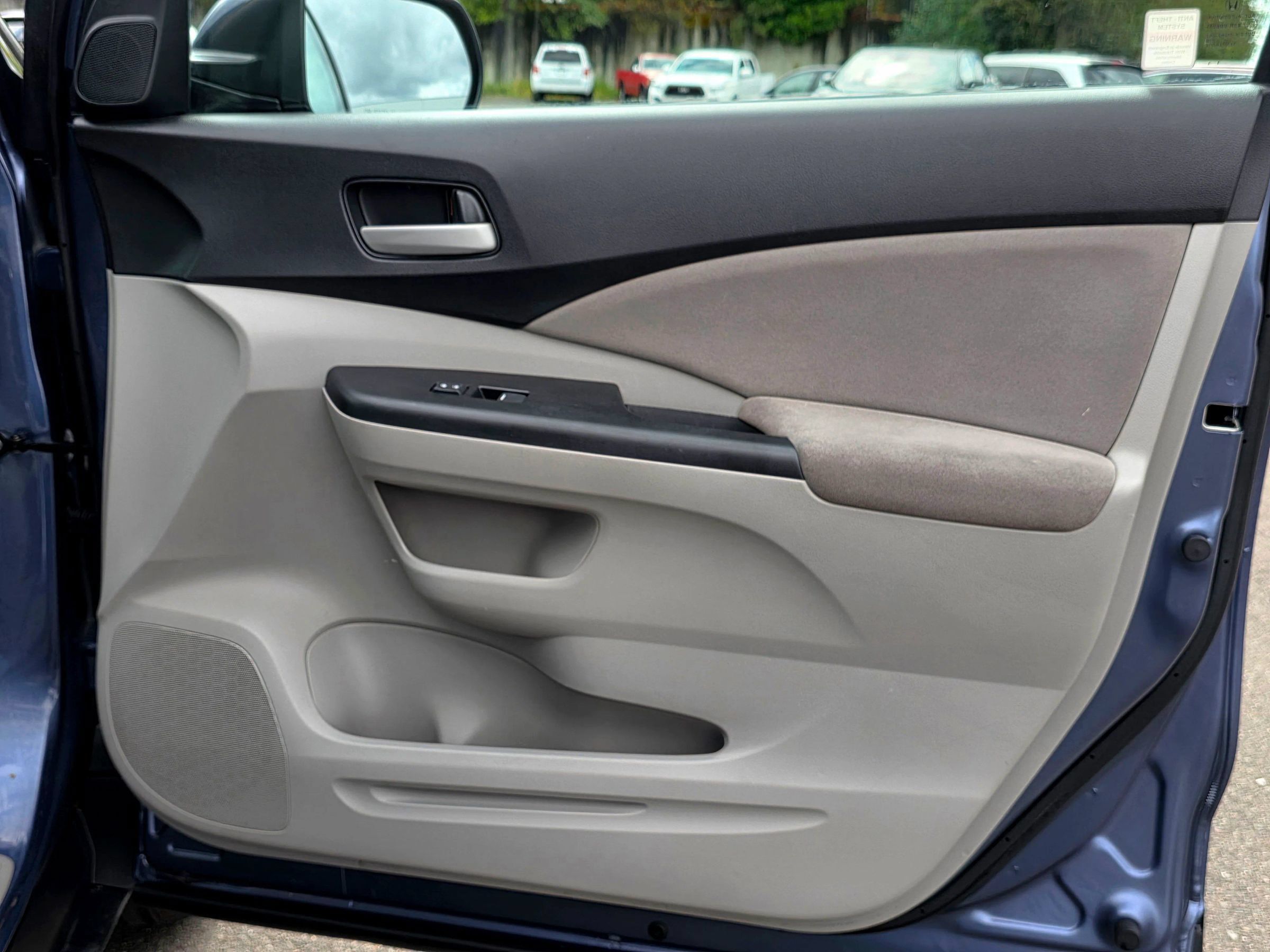 Used 2014 Honda CR-V EX image 45