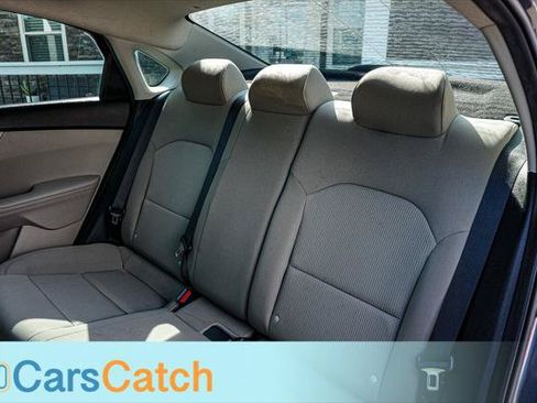 Used 2019 Kia Forte LXS FWD image 35