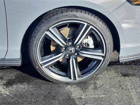 Used 2023 Honda Accord Sport image 8