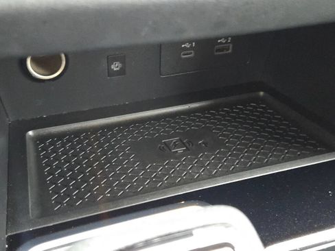 Used 2025 Nissan Pathfinder SL AWD/4WD image 28