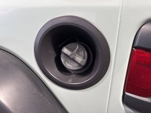 Used 2024 Jeep Wrangler Willys image 20