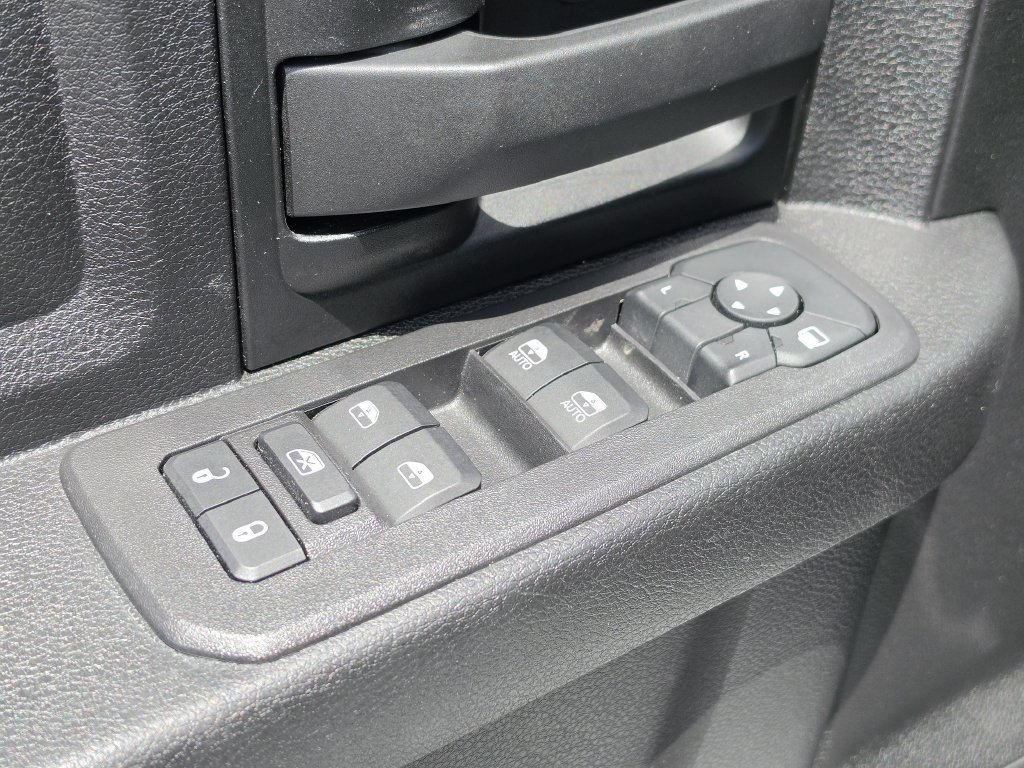Certified 2025 RAM 3500 Tradesman AWD/4WD image 17