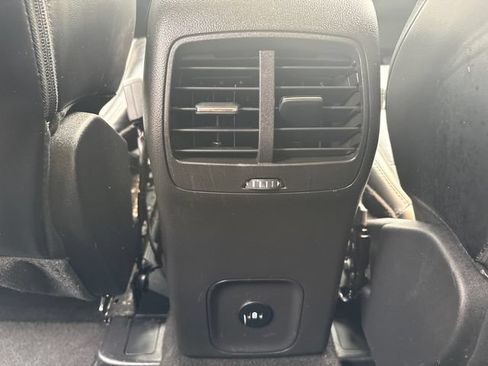 Certified 2024 Ford Escape Platinum AWD/4WD image 18