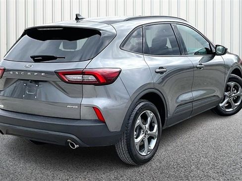 Used 2025 Ford Escape ST-Line Select image 12