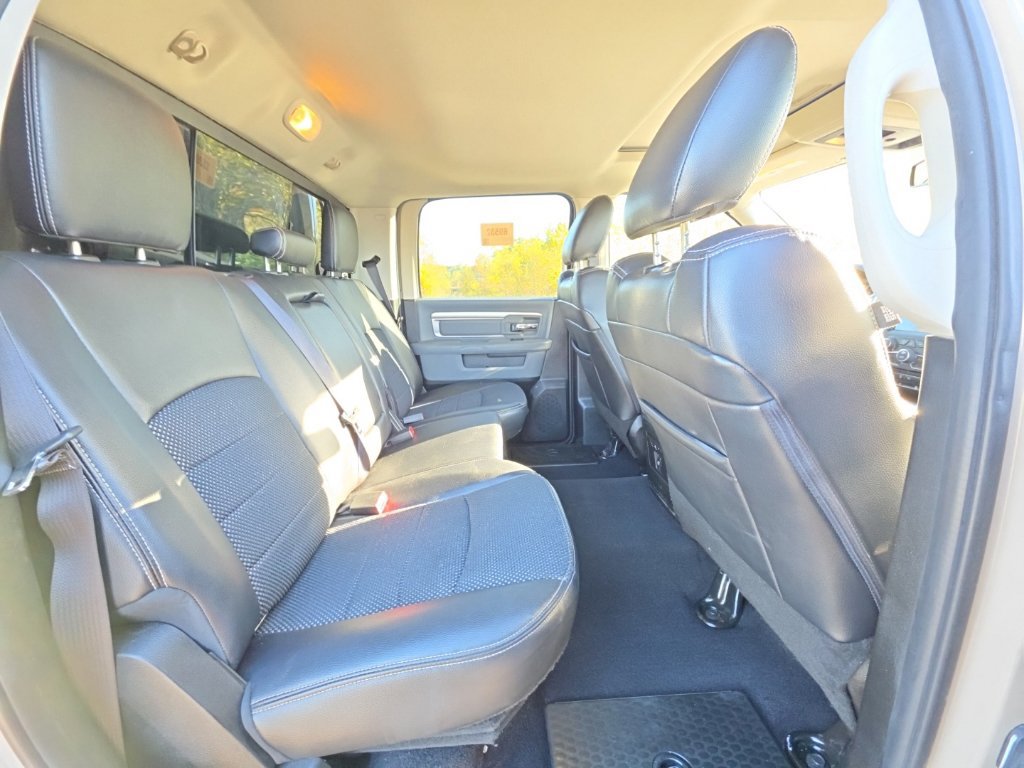 Used 2019 RAM 1500 Warlock AWD/4WD image 5