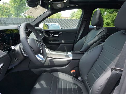 Certified 2025 Mercedes-Benz GLC 300 4MATIC image 24