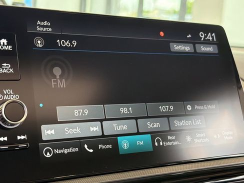 New 2026 Honda Odyssey Touring image 18