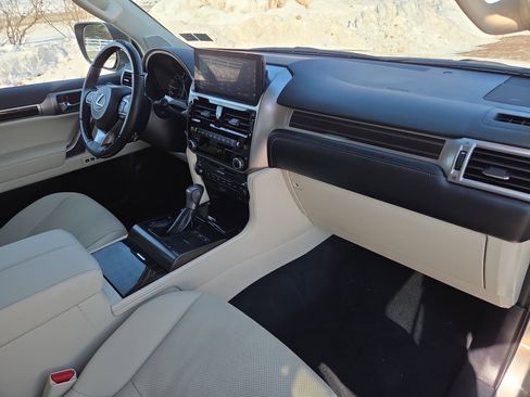 Certified 2023 Lexus GX 460 Premium image 18