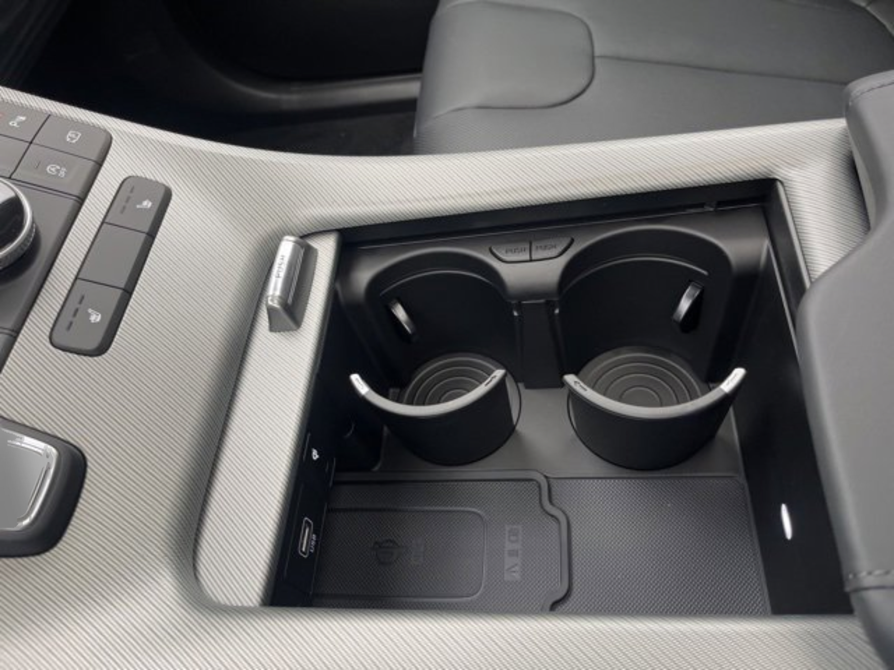 Certified 2025 Hyundai Palisade XRT FWD image 31