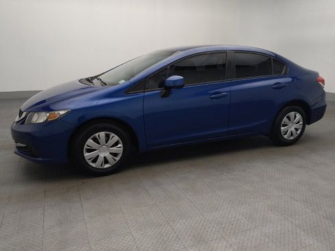 Used 2013 Honda Civic LX image 2