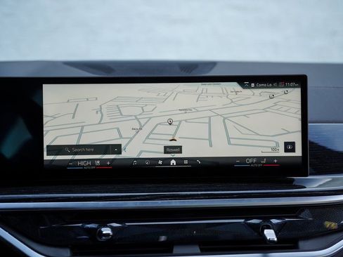 Used 2025 BMW X5 xDrive50e w/ M Sport Package image 31