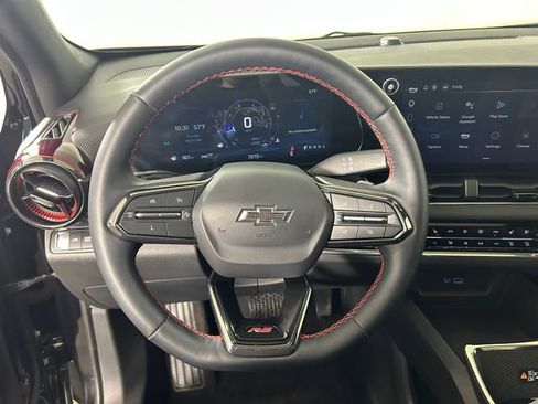 Used 2025 Chevrolet Equinox RS w/ Safety and Technology Package image 15