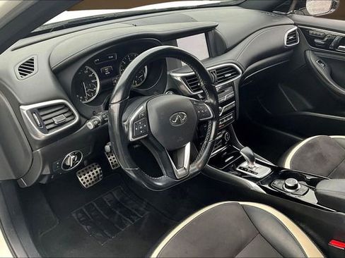 Used 2019 INFINITI QX30 Sport w/ Cargo Package image 14